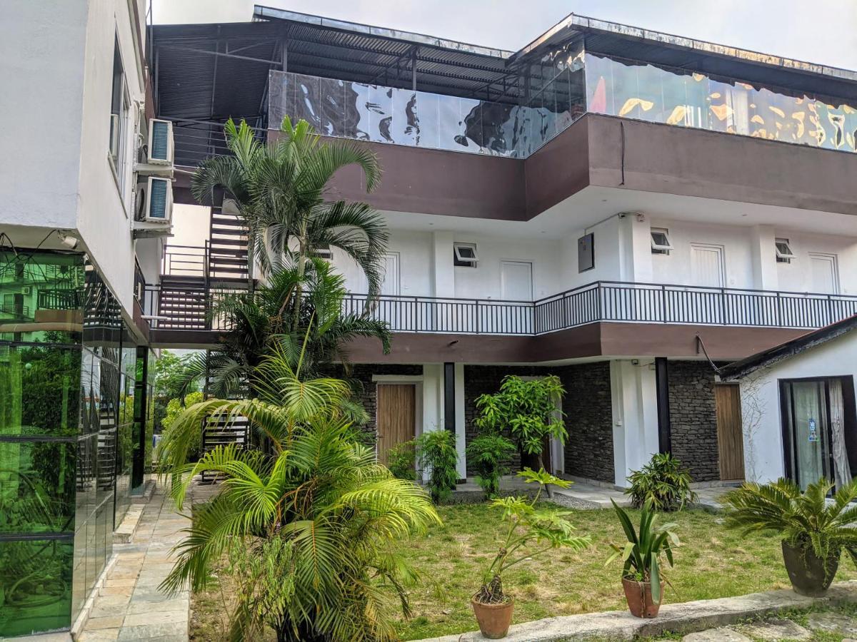 Gantavya Resort Pokhara Esterno foto