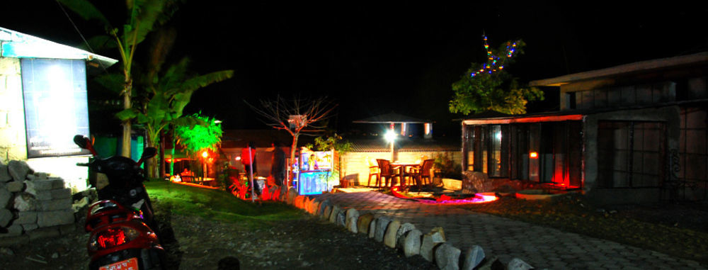Gantavya Resort Pokhara Esterno foto